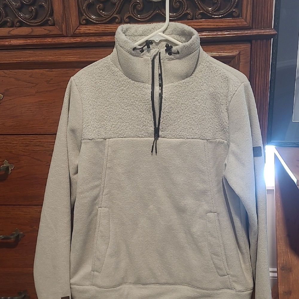 Cozy Gray Pullover Fleece